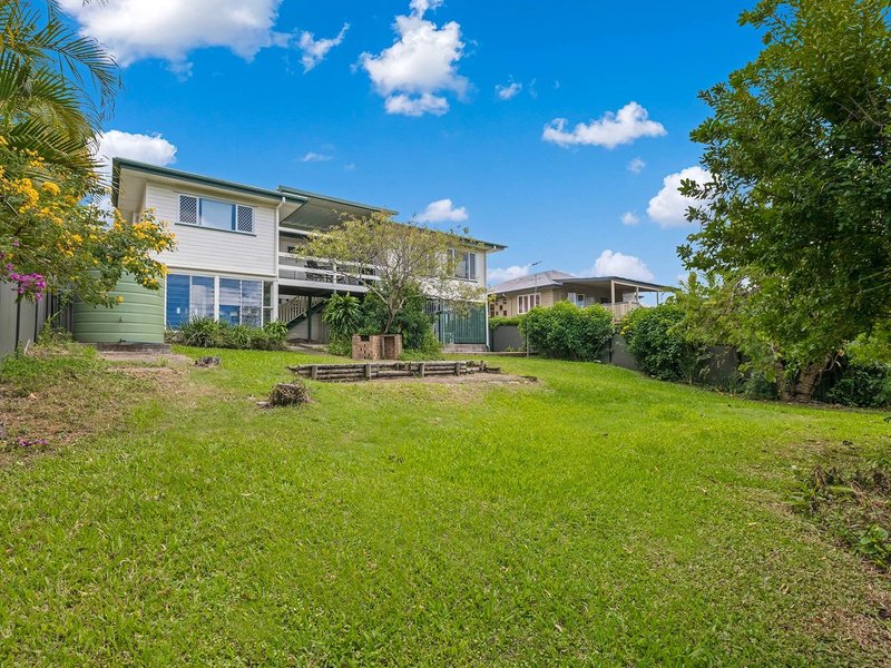 Photo - 15 Carnelian Street, Holland Park QLD 4121 - Image 11