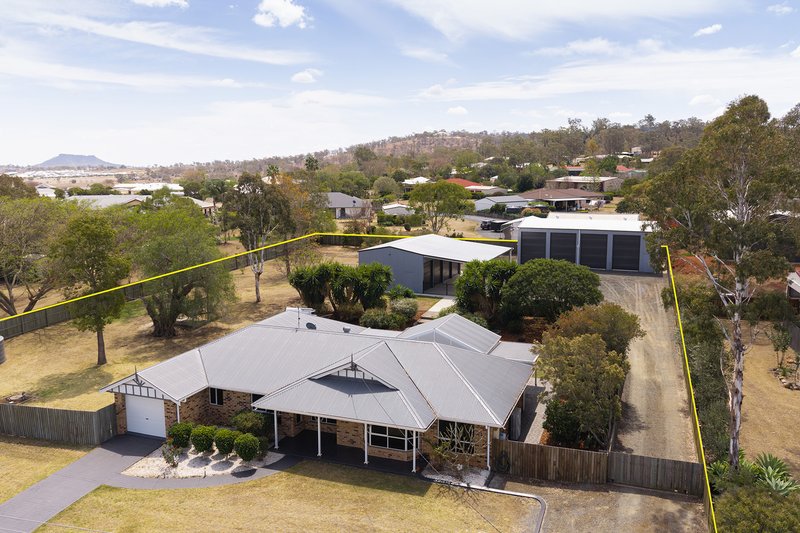 Photo - 15 Cary Road, Glenvale QLD 4350 - Image 1