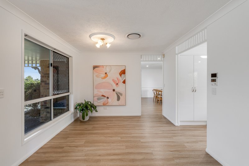 Photo - 15 Cary Road, Glenvale QLD 4350 - Image 17