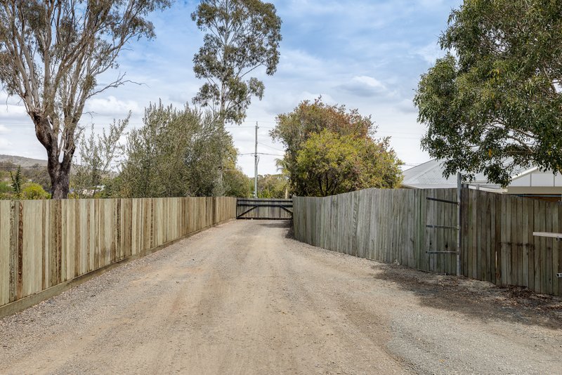 Photo - 15 Cary Road, Glenvale QLD 4350 - Image 24