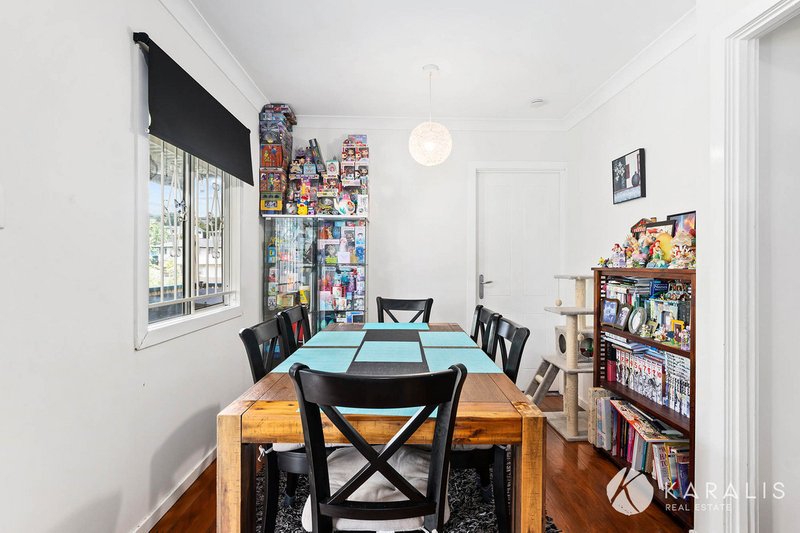 Photo - 15 Casmaria Street, Mansfield QLD 4122 - Image 9