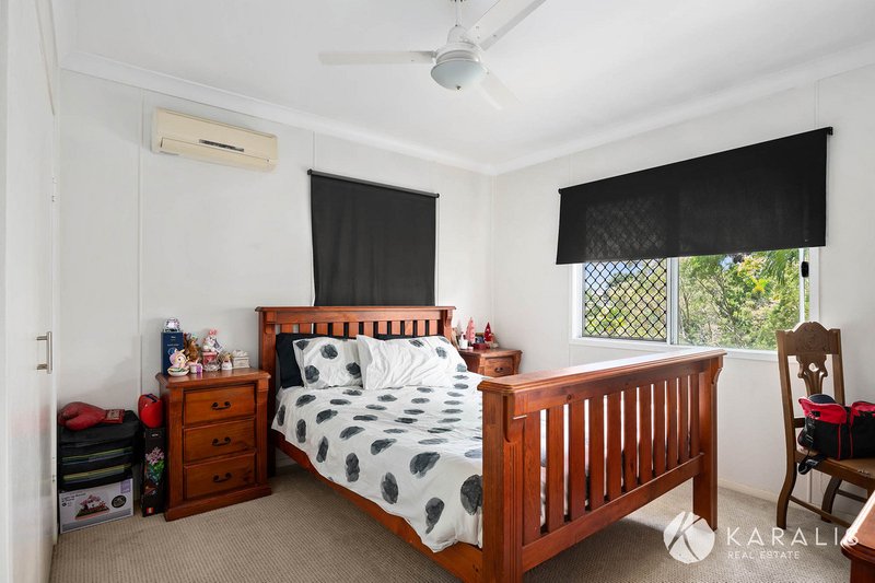 Photo - 15 Casmaria Street, Mansfield QLD 4122 - Image 14