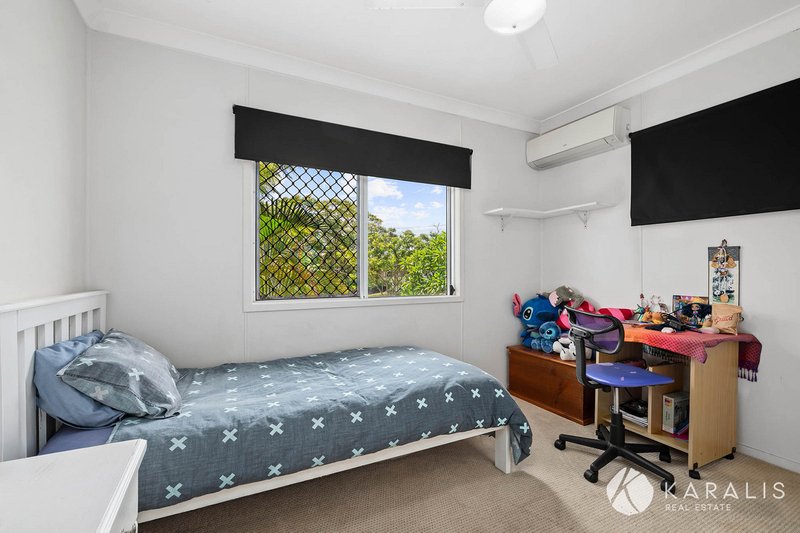 Photo - 15 Casmaria Street, Mansfield QLD 4122 - Image 17