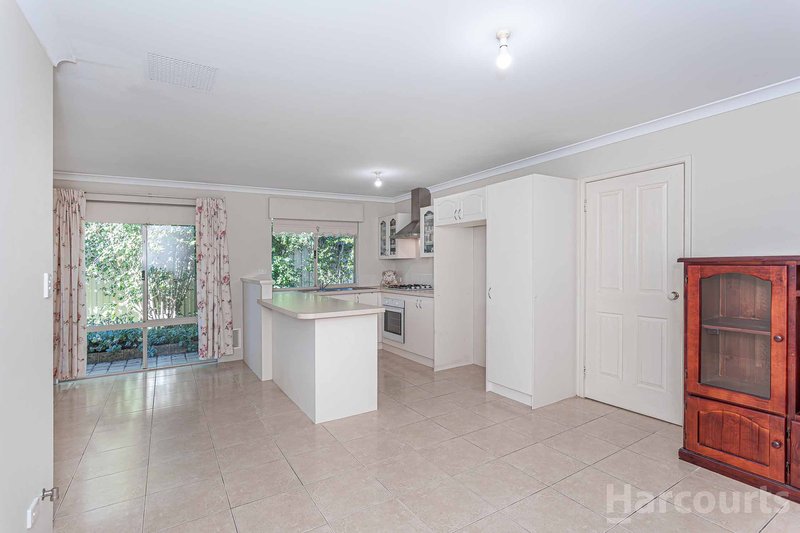Photo - 15 Cawdor Lane, Darch WA 6065 - Image 7