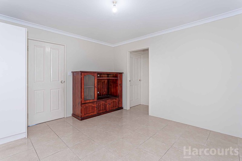 Photo - 15 Cawdor Lane, Darch WA 6065 - Image 8