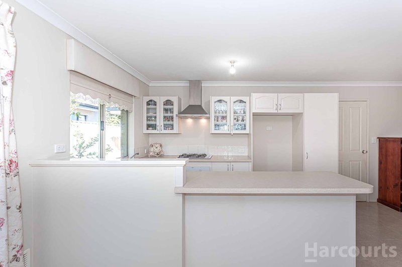 Photo - 15 Cawdor Lane, Darch WA 6065 - Image 11