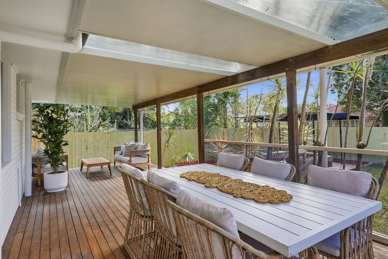 Photo - 15 Celebes Avenue, Palm Beach QLD 4221 - Image 9