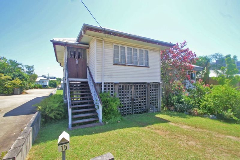 Photo - 15 Central Lane, Gladstone Central QLD 4680 - Image 3