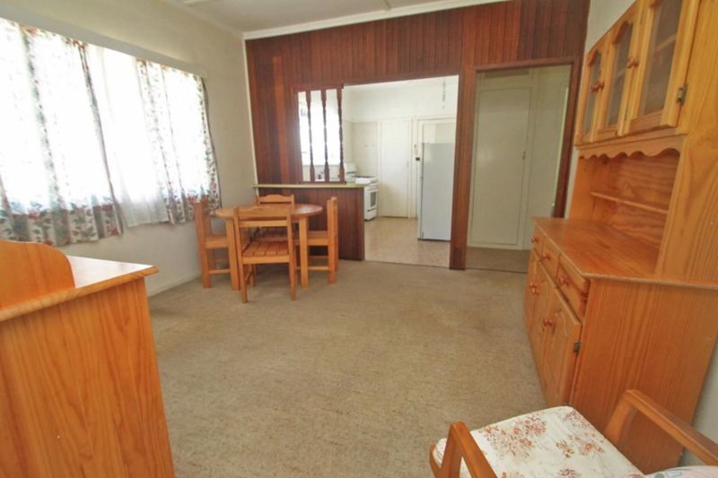 Photo - 15 Central Lane, Gladstone Central QLD 4680 - Image 7