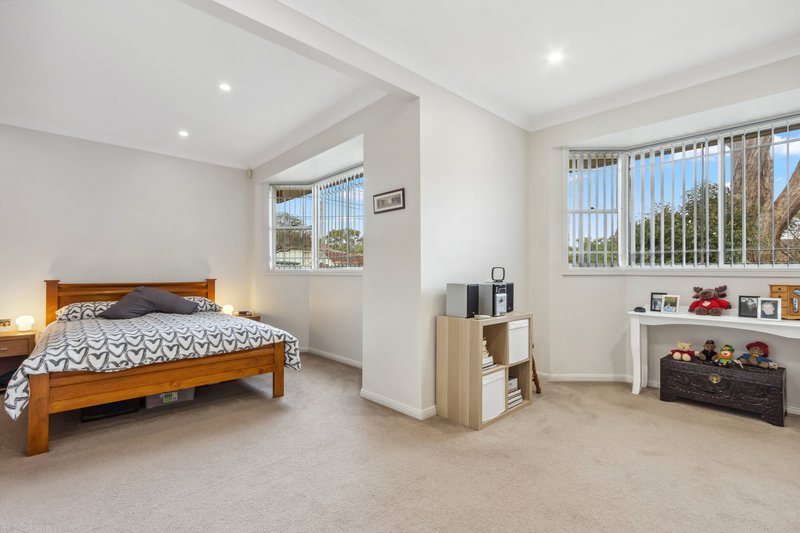 Photo - 1/5 Central Road, Beverly Hills NSW 2209 - Image 5