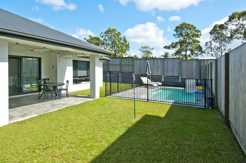 Photo - 15 Challenger Way, Coomera Waters QLD 4209 - Image 13