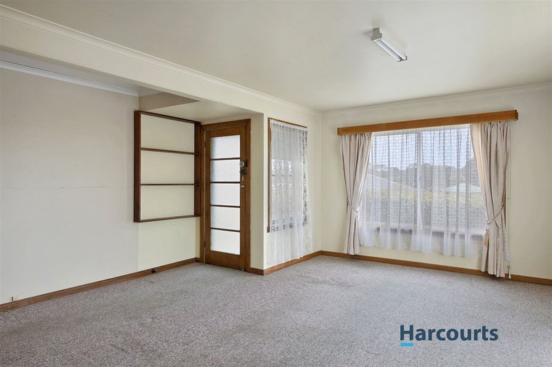 Photo - 15 Chamberlain Street, Ulverstone TAS 7315 - Image 6