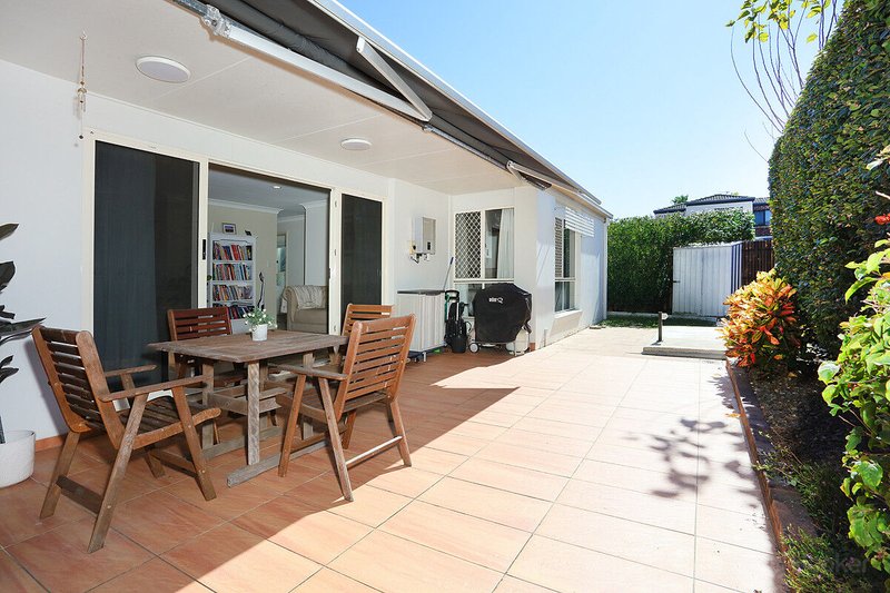 Photo - 1/5 Chanell Close, Coombabah QLD 4216 - Image 8