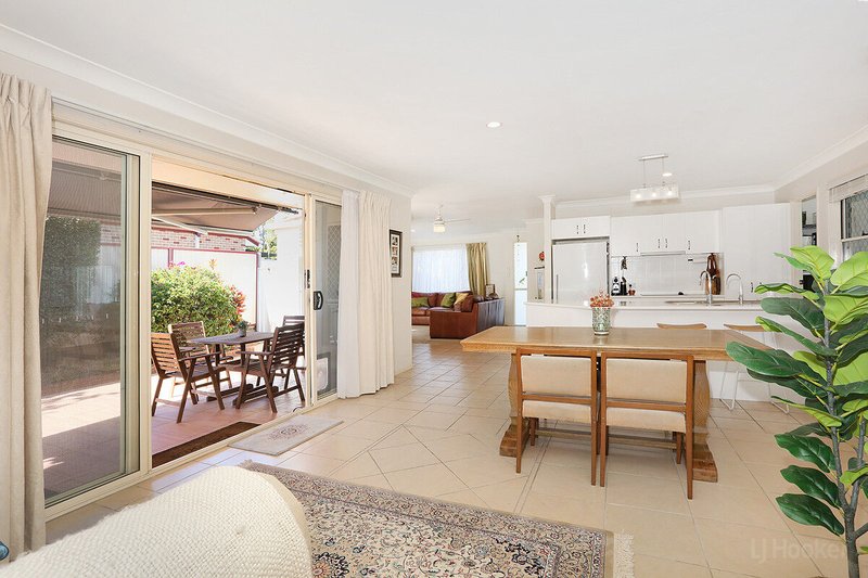 Photo - 1/5 Chanell Close, Coombabah QLD 4216 - Image 15
