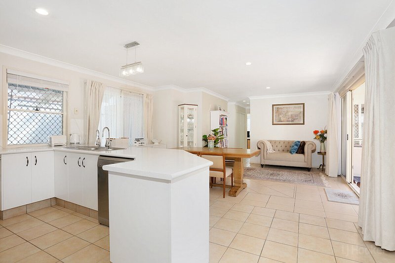 Photo - 1/5 Chanell Close, Coombabah QLD 4216 - Image 17