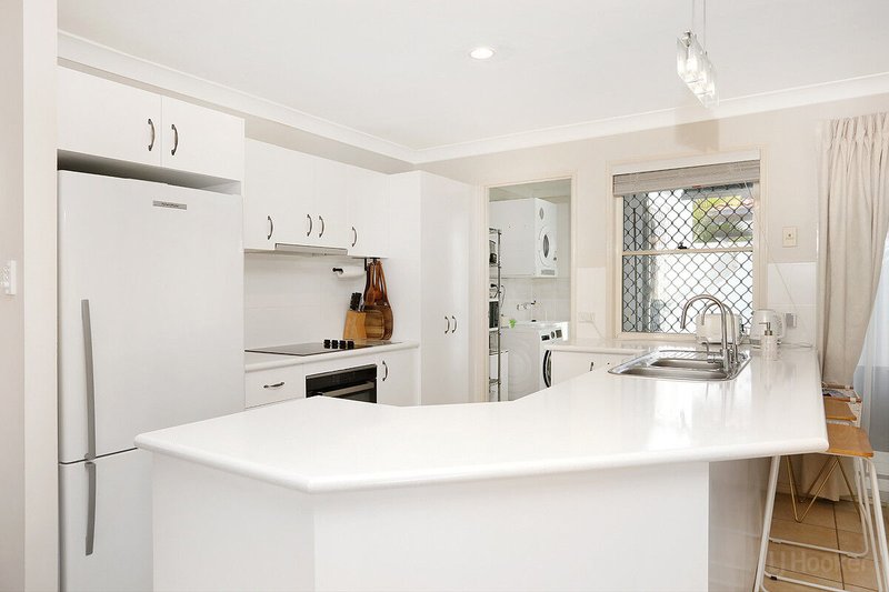 Photo - 1/5 Chanell Close, Coombabah QLD 4216 - Image 18