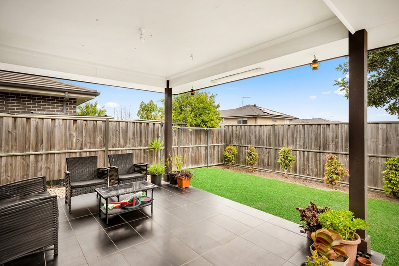 Photo - 15 Charles Smith Avenue, Bungarribee NSW 2767 - Image 9