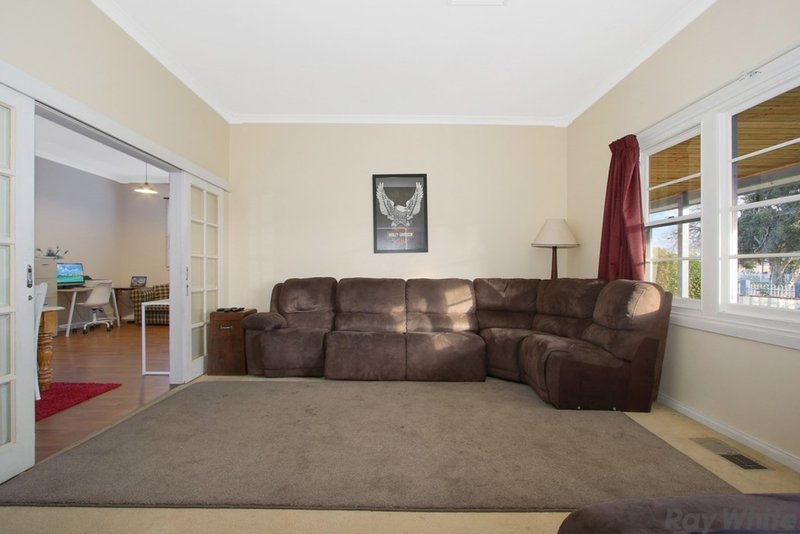 Photo - 15 Charles Street, Benalla VIC 3672 - Image 3