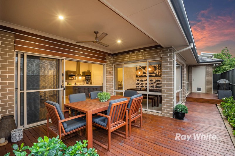 Photo - 15 Chessington Terrace, Beaumont Hills NSW 2155 - Image 11