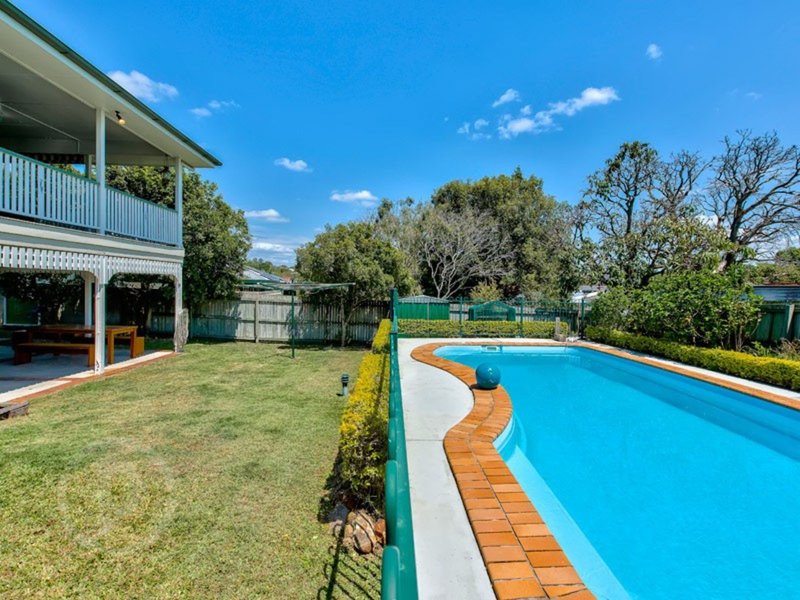 Photo - 15 Chigwell Street, Wavell Heights QLD 4012 - Image 8