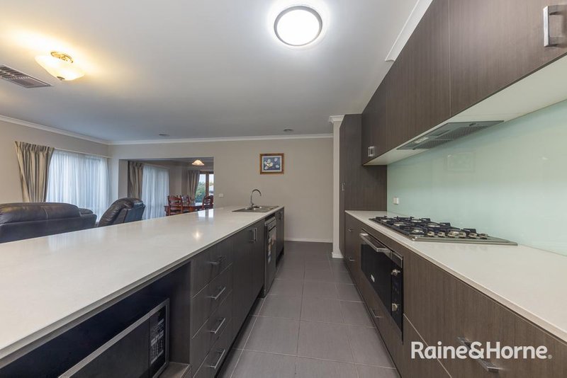 Photo - 15 Childe Harold Road, Gisborne VIC 3437 - Image 5