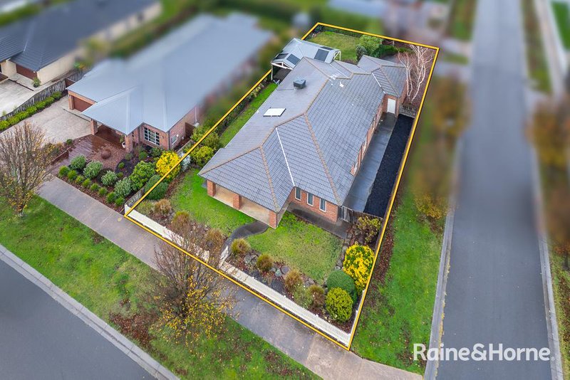 Photo - 15 Childe Harold Road, Gisborne VIC 3437 - Image 19