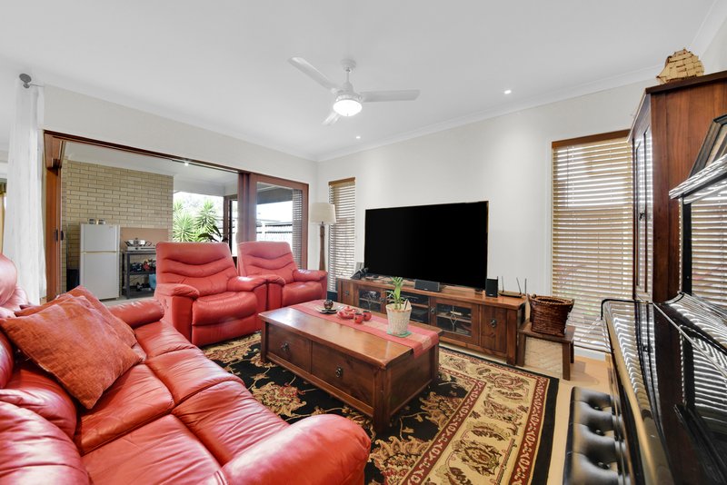 Photo - 15 Childs Street, Bracken Ridge QLD 4017 - Image 2