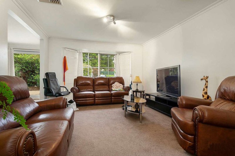 Photo - 1/5 Churchill Street, Doncaster East VIC 3109 - Image 3