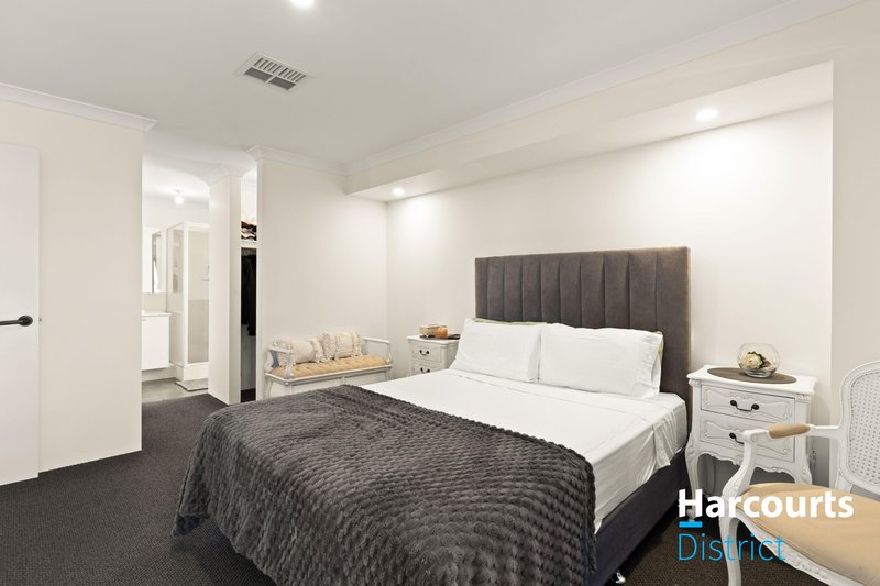 Photo - 15 Citrine Way, Karnup WA 6176 - Image 9