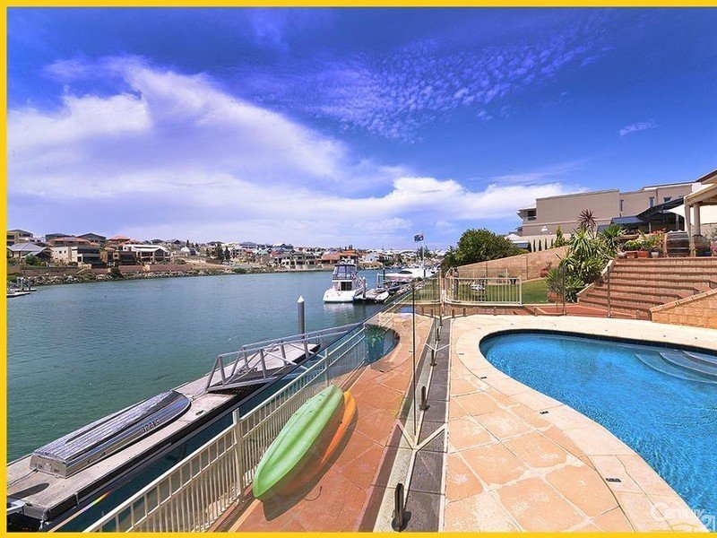 Photo - 15 Clarecastle Retreat, Mindarie WA 6030 - Image 19