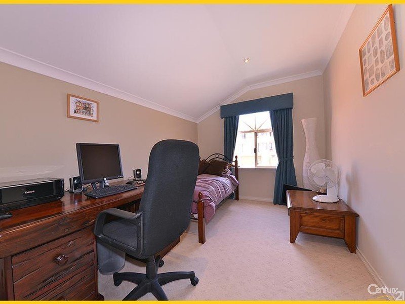 Photo - 15 Clarecastle Retreat, Mindarie WA 6030 - Image 24