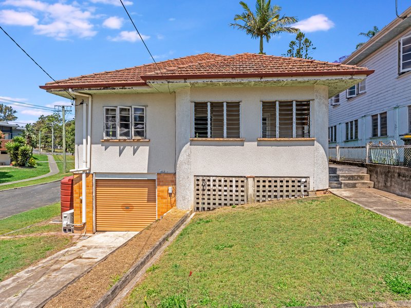 Photo - 15 Clarke Street, Bardon QLD 4065 - Image 7