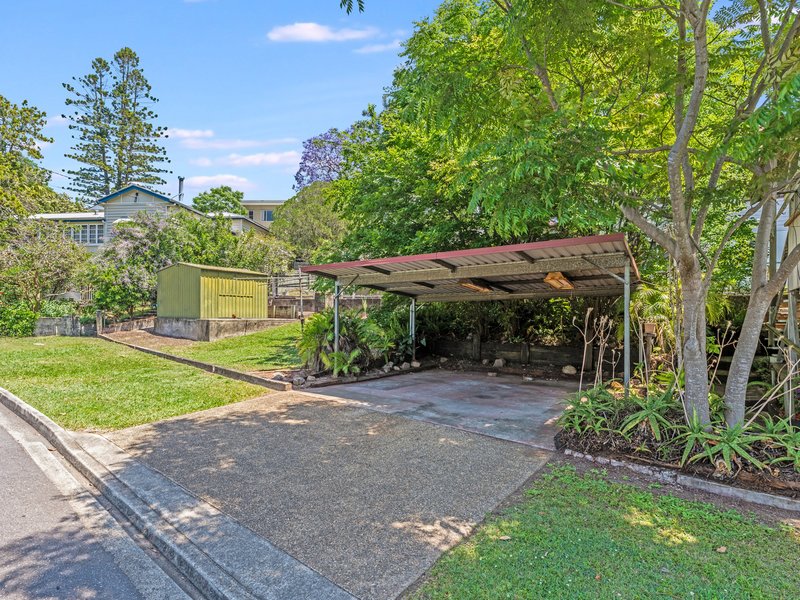 Photo - 15 Clarke Street, Bardon QLD 4065 - Image 9