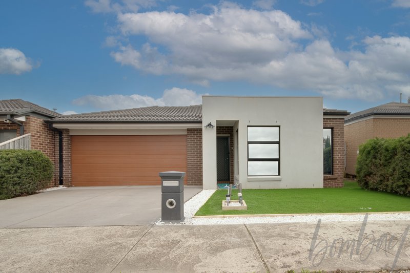 15 Clavell Crescent, Wollert VIC 3750