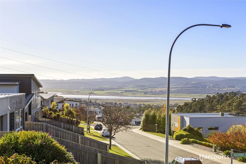 Photo - 15 Clearview Avenue, Trevallyn TAS 7250 - Image 3