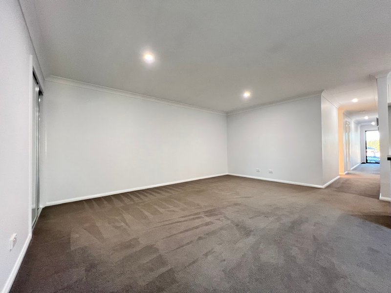 Photo - 1/5 Cliffdale Place, Kootingal NSW 2352 - Image 6