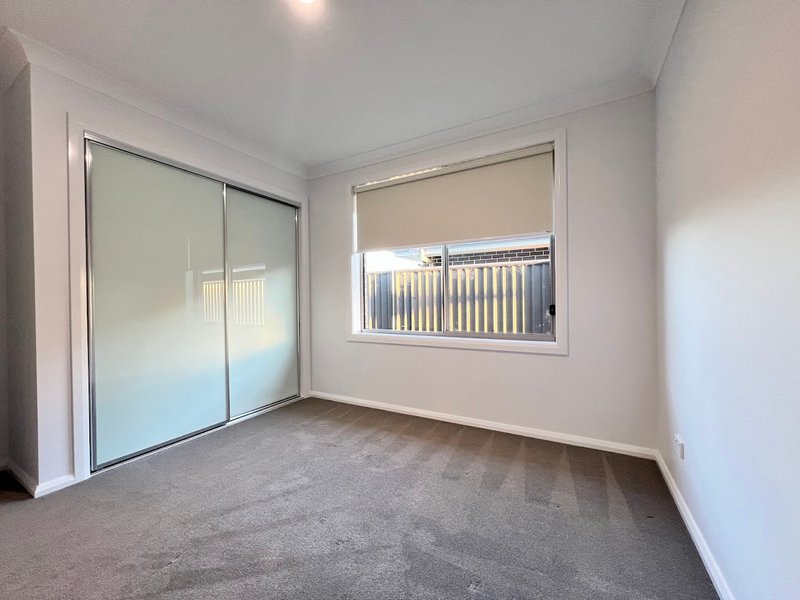 Photo - 1/5 Cliffdale Place, Kootingal NSW 2352 - Image 10