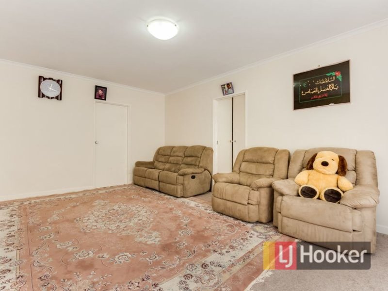 Photo - 1/5 Close Avenue, Dandenong VIC 3175 - Image 4