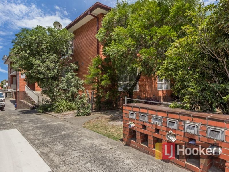 Photo - 1/5 Close Avenue, Dandenong VIC 3175 - Image 9