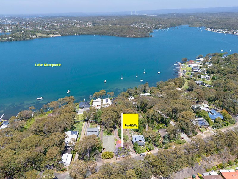 Photo - 15 Coal Point Road, Coal Point NSW 2283 - Image 3