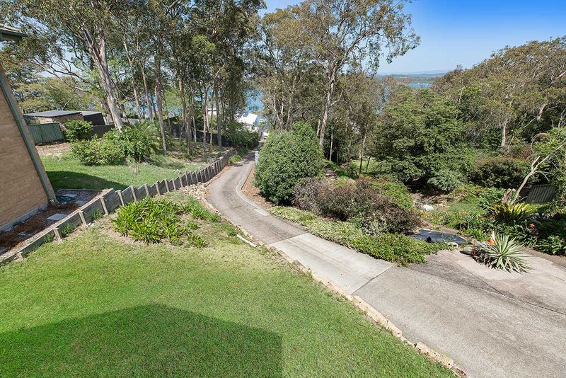 Photo - 15 Coal Point Road, Coal Point NSW 2283 - Image 14