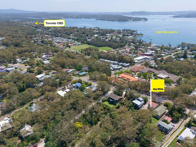 Photo - 15 Coal Point Road, Coal Point NSW 2283 - Image 17