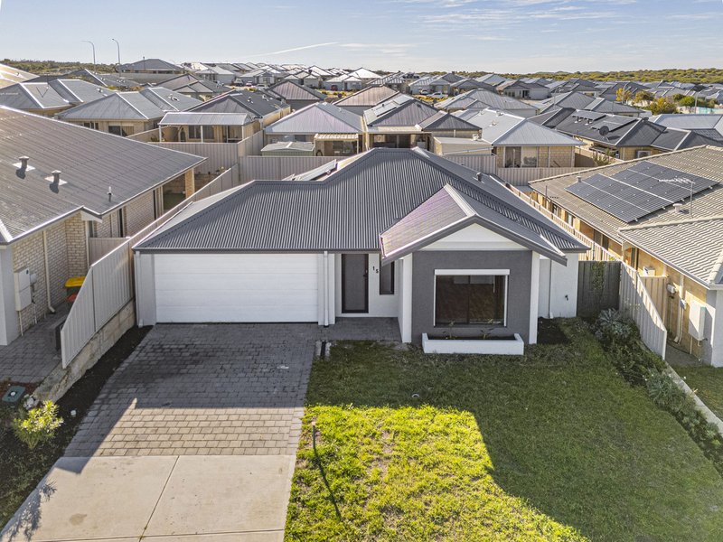Photo - 15 Cobbler Way, Two Rocks WA 6037 - Image 4