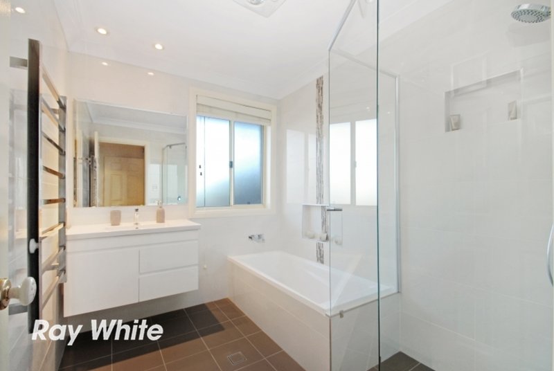 Photo - 15 Cole Ave , Baulkham Hills NSW 2153 - Image 7