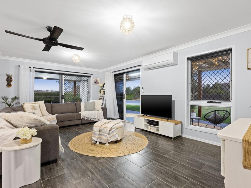 Photo - 15 Colonial Drive, Gowrie Junction QLD 4352 - Image 8