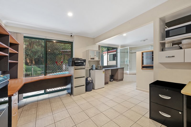 Photo - 15 Colonial Way, Woombye QLD 4559 - Image 5