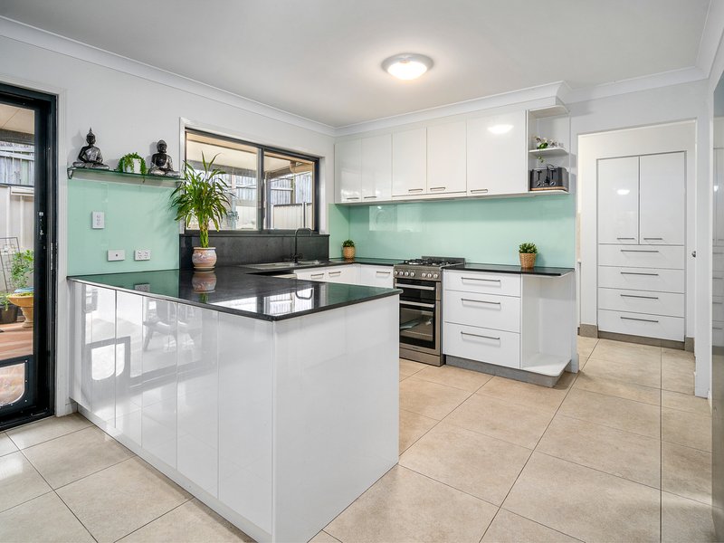 Photo - 15 Comley Street, Sunnybank QLD 4109 - Image 4