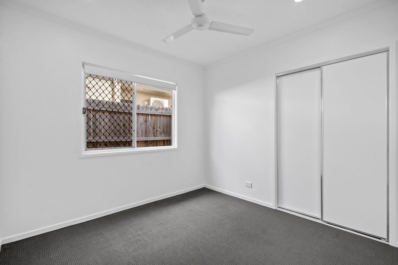 Photo - 1/5 Como Place, Waterford West QLD 4133 - Image 6