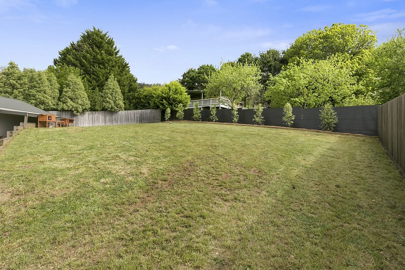 Photo - 15 Comongin Avenue, Warburton VIC 3799 - Image 11