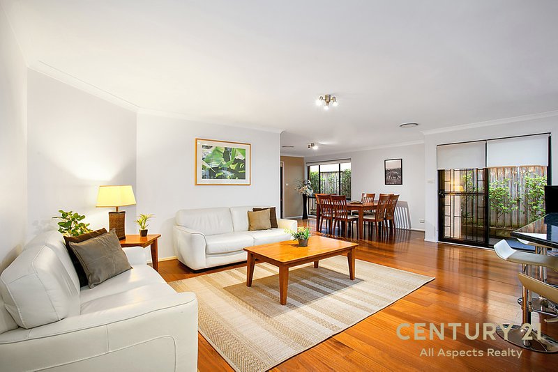 Photo - 15 Compass Avenue, Beaumont Hills NSW 2155 - Image 3